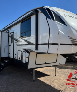 Used 2024 Shasta RVs Phoenix 370BAF